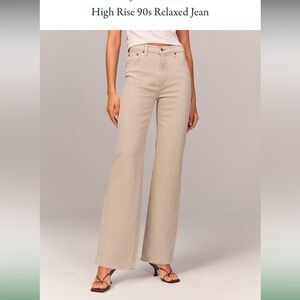 Abercrombie & Fitch Beige ‘90s Relaxed Jean High Rise 28 6L Oat